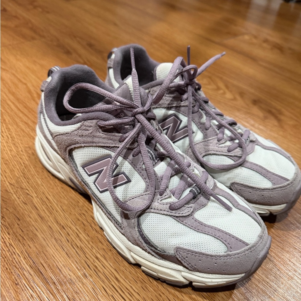 New Balance Lavender and Light Gray Mesh Sneakers